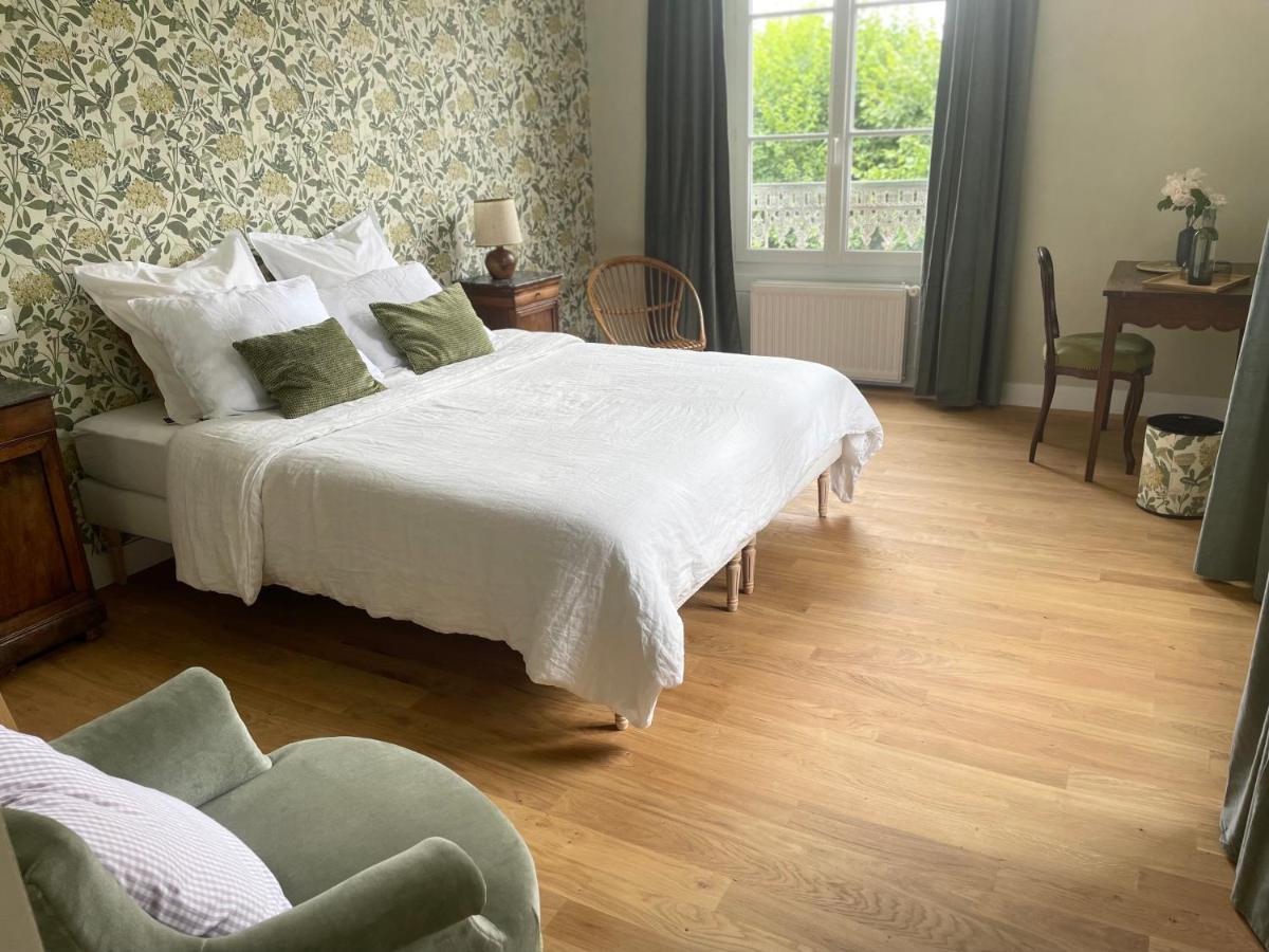Entre Les Branches Bed & Breakfast Saint-Regle Ngoại thất bức ảnh