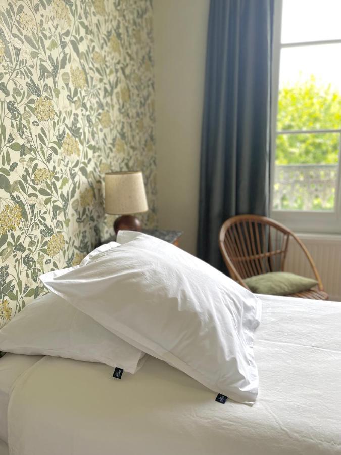 Entre Les Branches Bed & Breakfast Saint-Regle Ngoại thất bức ảnh